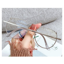 Load image into Gallery viewer, Cute Anti Blue Light Glasses Metal Glasses Frame Flat Glasses Fashion Comfortable Transparent Glasses For Women
