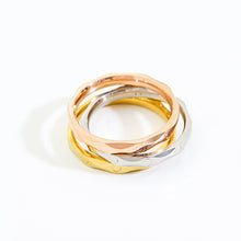 Load image into Gallery viewer, 3mm Titanium Steel Thin Ring Couple Stainless Steel Ring Hand Jewelry Simple Design Wedding Rings for Women Men
