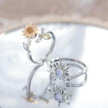 Load image into Gallery viewer, Fashion Simple Personality Sweet Daisy Pendant Opening Ring Women Jewelry Gift
