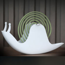 Load image into Gallery viewer, Nordic Snail Mosquito Coil Holder Retro Mosquito Coil Frame Insect Repellent Incense Rack Sandalwood Repellent Home Decoraction
