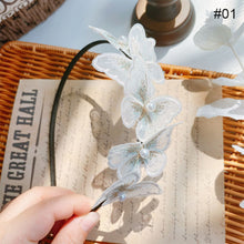 Load image into Gallery viewer, Women Hair Hoops Three-dimensional Butterfly Headband Pearl Hairband Vintage Simple Hair Hoops Hair Accessories
