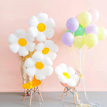 Load image into Gallery viewer, 1Pc White Daisy Flower Foil Balloon Plumeria Helium Ball Wedding Kids Birthday Party Decoration Baby Shower INS Photo Props
