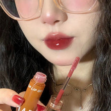 Load image into Gallery viewer, Sexy Women Lip Gloss Waterproof Long Lasting Moist Lip Gloss Vivid Colorful Nutritious Oil Women Makeup Portable Makeup
