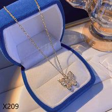 Load image into Gallery viewer, Korean Version Ins Titanium Steel Necklace Pearl Pendant Collarbone Chain Jewelry Accessories Gift
