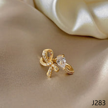 Load image into Gallery viewer, Fashion Diamond Ring Opening Adjust Simple Hollow Geometric Rings Women Jewelry Gift

