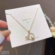 Load image into Gallery viewer, Fashion Titanium Steel Necklace Pendant Clavicle Chain Geometric Necklace Diamond Necklace Women Jewelry Gift
