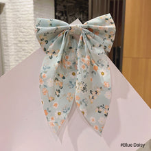 Load image into Gallery viewer, Polka Dot Floral Print Hair Clips Girls Daisy Bow Hairpin Pastoral Retro Style Barrettes Big Bowknot Hairpin Hair Accessories
