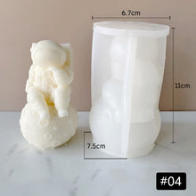 Load image into Gallery viewer, 3D Moon Astronauts Candle Mold Silicone Mold for Candle Making Aromatherapy Soap Scented Candle Plaster Wax Crystal Resin Mold
