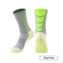 Load image into Gallery viewer, Men Women Football Socks Camouflage Arrow Graphics Breathable Sports Arrow Silicone Anti Slip Grip Soccer Socks

