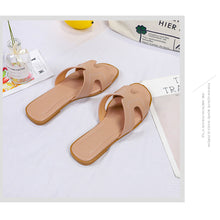 Load image into Gallery viewer, Fashion Solid Color Flat Slippers Non-slip Wear-resistant PU Leather Slippers Outdoor Slippers for Women
