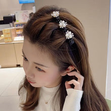 Load image into Gallery viewer, Elegant Bangs Hair Clip Women Cute Hairgrip Barrettes Headwear Alice Braided Design Girl Hairpins Hair Accessories
