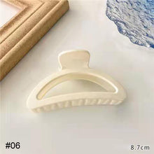 Load image into Gallery viewer, White Simple Acrylic Hair Clip Temperament Shark Clip Headgear Hairpin Fashion All-match Hair Accessories
