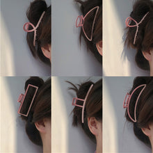 Load image into Gallery viewer, Frosted Metal Gradient Shark Clip Hair Clip Temperament Simple Grab Clip Niche Hair Accessories for Women
