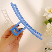 Load image into Gallery viewer, Frosted Metal Gradient Shark Clip Hair Clip Temperament Simple Grab Clip Niche Hair Accessories for Women
