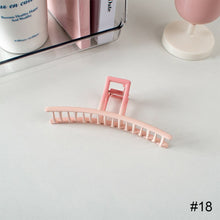 Load image into Gallery viewer, Frosted Metal Gradient Shark Clip Hair Clip Temperament Simple Grab Clip Niche Hair Accessories for Women
