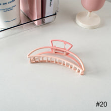 Load image into Gallery viewer, Frosted Metal Gradient Shark Clip Hair Clip Temperament Simple Grab Clip Niche Hair Accessories for Women
