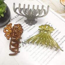 Load image into Gallery viewer, Large Jelly-colored Plate Hair Hairpin Casual Hair Clip Temperament Fashion All-match Hair Accessories
