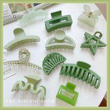 Load image into Gallery viewer, Green Hair Clip Hairpin Acrylic Simple Headgear Hair Clip Hairpin Temperament All-match Hair Accessories
