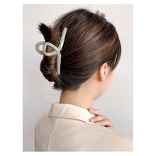 Load image into Gallery viewer, Green Hair Clip Hairpin Acrylic Simple Headgear Hair Clip Hairpin Temperament All-match Hair Accessories
