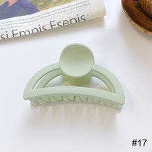 Load image into Gallery viewer, Green Hair Clip Hairpin Acrylic Simple Headgear Hair Clip Hairpin Temperament All-match Hair Accessories
