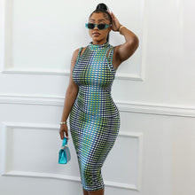 Load image into Gallery viewer, Street Shooting Fashion Plaid Print Gradient Color Round Neck Elegant Women Long Slim Fit Hip Dress
