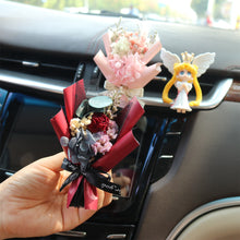 Load image into Gallery viewer, Creative Car Air Outlet Perfume Decoration Car Immortal Dried Bouquet Small Fresh Air Conditioning Mouth Fragrance Clip
