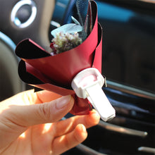 Load image into Gallery viewer, Creative Car Air Outlet Perfume Decoration Car Immortal Dried Bouquet Small Fresh Air Conditioning Mouth Fragrance Clip
