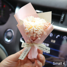 Load image into Gallery viewer, Creative Car Air Outlet Perfume Decoration Car Immortal Dried Bouquet Small Fresh Air Conditioning Mouth Fragrance Clip
