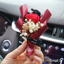 Load image into Gallery viewer, Creative Car Air Outlet Perfume Decoration Car Immortal Dried Bouquet Small Fresh Air Conditioning Mouth Fragrance Clip
