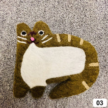 Load image into Gallery viewer, Cute Cat Wool Felt Coaster Cartoon Style Tea Coaster Cup Mat Coffee Mug Pad ChristmaChristmas Gift Kitchen Table Decor
