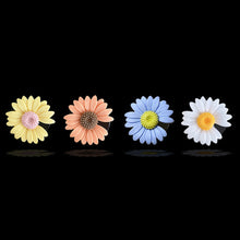 Load image into Gallery viewer, 1Pc Car Air Vent Clips Air Conditioning Small Daisy Aromatherapy Decor Clip Freshener Interior Outlet Vent Perfume
