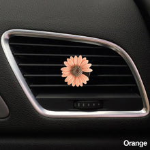 Load image into Gallery viewer, 1Pc Car Air Vent Clips Air Conditioning Small Daisy Aromatherapy Decor Clip Freshener Interior Outlet Vent Perfume
