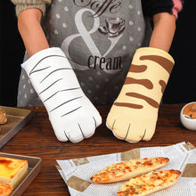 Load image into Gallery viewer, 1 pc Cute Cartoon Cat Paws Oven Mitts Cat Claw Cotton Baking Insulation Gloves Microwave Heat Resistant Anti-scald Non-slip Glove
