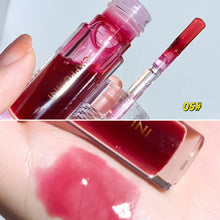 Load image into Gallery viewer, Transparent Crystal Jelly Lipgloss Shiny Clear Mirror Moisturizing Glitter Liquid Lipstick Lip Oil Fruit Taste Lip Tint
