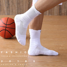 Load image into Gallery viewer, Breathable Basketball Socks Outdoor Cycling Socks Sports Socks Protect Feet Wicking Bike Running Football Sport Socks Men Socks
