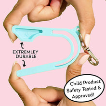 Load image into Gallery viewer, Portable Baby Child Car Seat Belt Unbuckled With Keychain Premium Unbuckle Release Car Seat Safe Key Unlock tool Accessories
