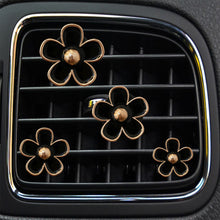 Load image into Gallery viewer, 4Pcs/Set Car Outlet Vent Perfume Clips Freshener Air Conditioning Aromatherapy Small Daisy Interior Decoration Supplies
