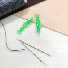 Load image into Gallery viewer, 10/20pcsMini Sewing Machine Needle Threader with Hook Plastic Stitch Insertion Tool Elderly Quick Automatic Changer Craft
