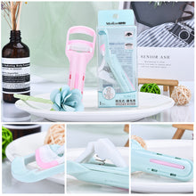 Load image into Gallery viewer, Press-type Eyelash Curler Long-lasting Curling Eyelash Curler Portable Eyelash Curler Auxiliary Makeup Tools
