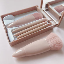 Load image into Gallery viewer, 5pcs Makeup Brushes Set Mini Portable Makeup Brushes Foundation Brush Eye Shadow Brush Makeup Tools

