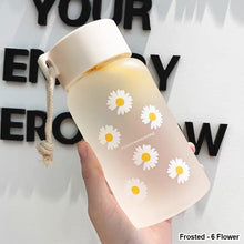 Load image into Gallery viewer, 500ml Daisy Water Bottle Transparent Plastic Water Bottle BPA Free Outdoor Sport Water Cup Summer Student Portable Mug with Rope
