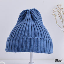 Load image into Gallery viewer, Children Knitted Hat Candy Color Knitted Hat Autumn and Winter Warm Knitted Hat Comfortable Breathable Knitted Hat for Kids
