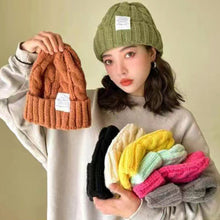 Load image into Gallery viewer, Retro Versatile Woolen Hat Thickened Warm Twist Knit Hat Ear-protection Woolen Hat Solid Color Knit Hat for Men Women
