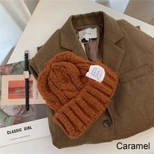 Load image into Gallery viewer, Retro Versatile Woolen Hat Thickened Warm Twist Knit Hat Ear-protection Woolen Hat Solid Color Knit Hat for Men Women
