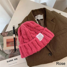 Load image into Gallery viewer, Retro Versatile Woolen Hat Thickened Warm Twist Knit Hat Ear-protection Woolen Hat Solid Color Knit Hat for Men Women
