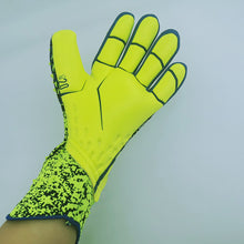 Load image into Gallery viewer, Unisex Football Gloves Soccer Goalkeeper Gloves Strong Grip Soccer Goalie Gloves Outdoor Sports Gloves Latex Football Gloves

