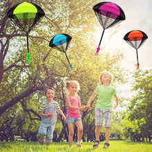 Load image into Gallery viewer, Outdoor Game Child Hand Throwing Parachute Flying Toy Tangle-free Throw Watch Landing Mini Soldier Camouflag Kids Outdoor Toys

