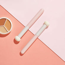 Load image into Gallery viewer, Makeup Concealer Brush Sponge Mushroom Head Black Eye Circles Tear Ditch Nasolabial Concealer Brush Even Makeup Brush
