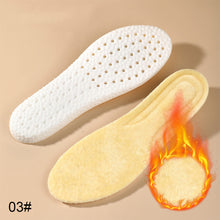 Load image into Gallery viewer, 1 Pair Winter Plush Thickened Cotton Insole Soft Bottom Cashmere Warm Cold Proof Insole Unisex Adult Insole
