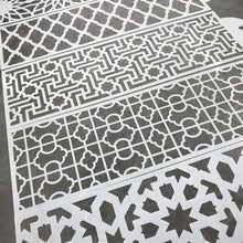 Load image into Gallery viewer, DIY Cake Drawing Lace Mold Cake Stencil Plastic Lace Cake Boder Stencils Template Cake Decorating Tool
